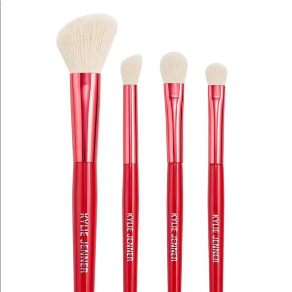 KYLIE Cosmetics Santa Baby 4 Piece Brush Collection #1