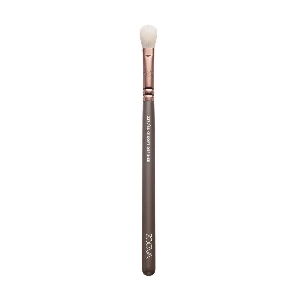 Zoeva Luxe Soft Definer Brush 227 En Taupe Collection