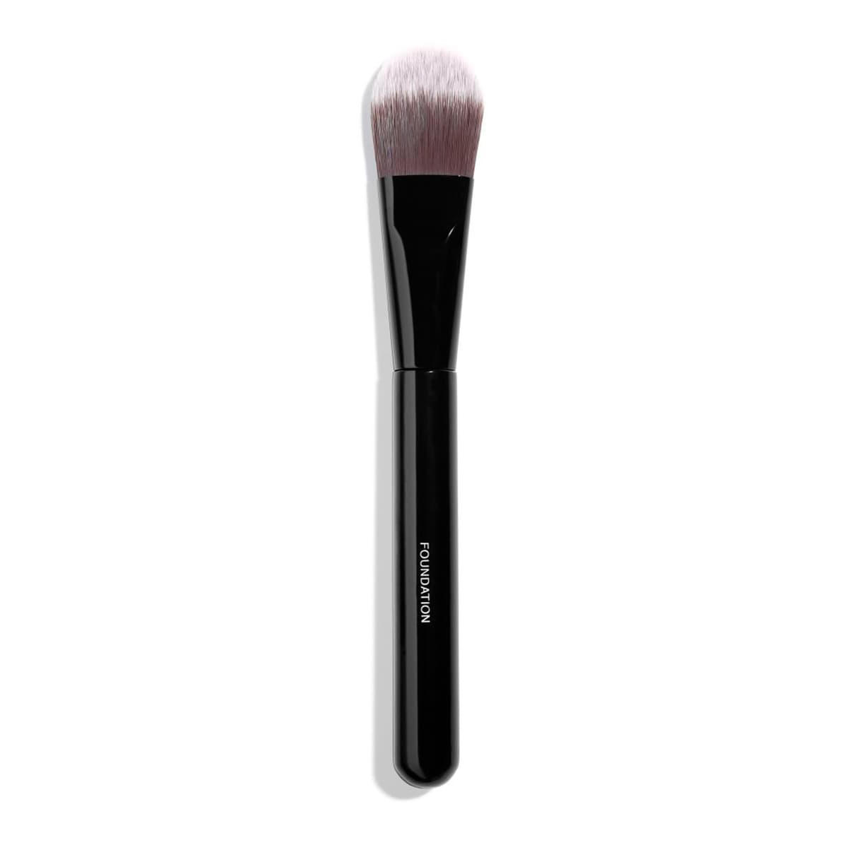 Chanel Les Pinceaux De Chanel Foundation Brush