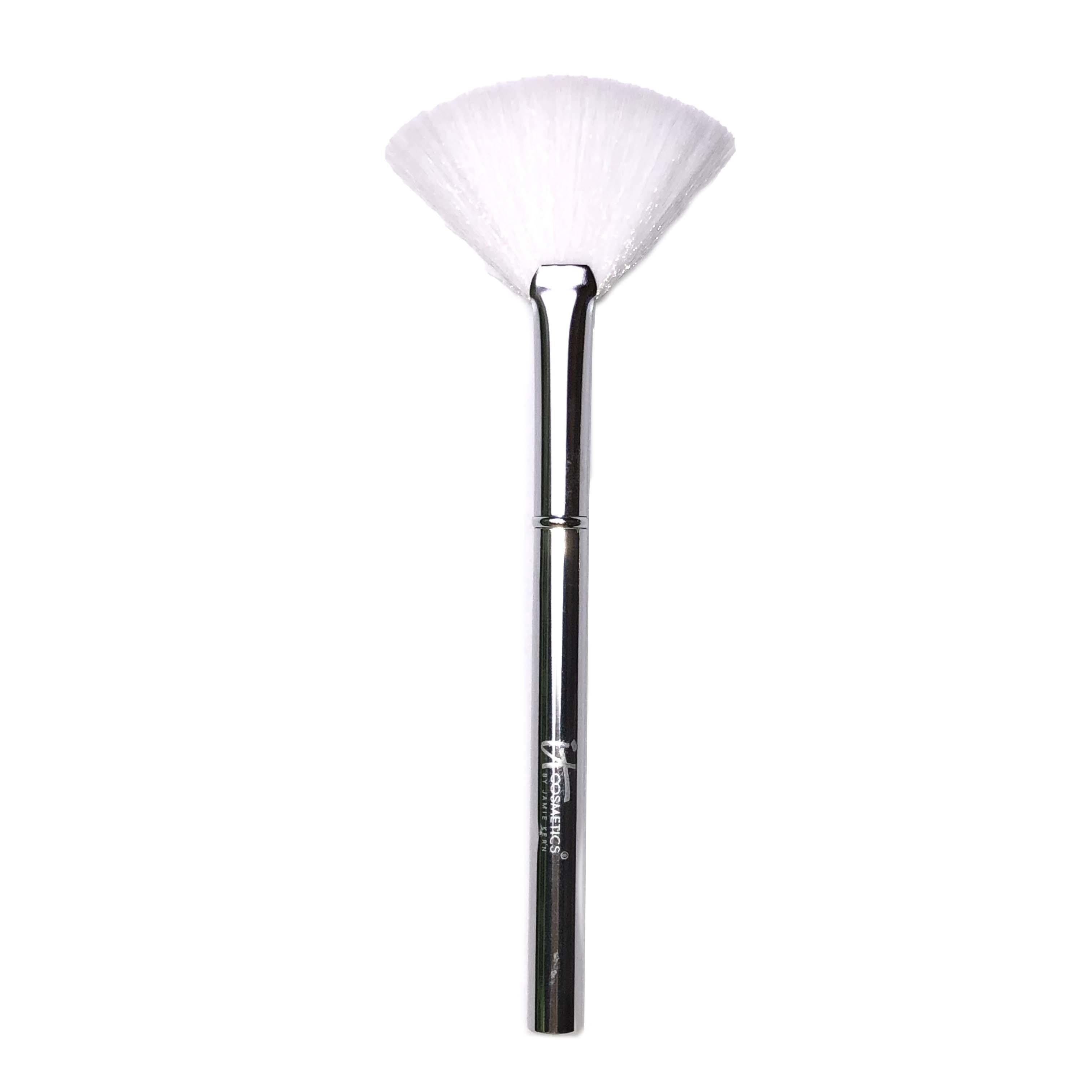 IT Cosmetics Synthetic Fan Face Brush