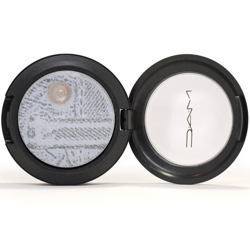 MAC Eyeshadow Diva In Distress #0