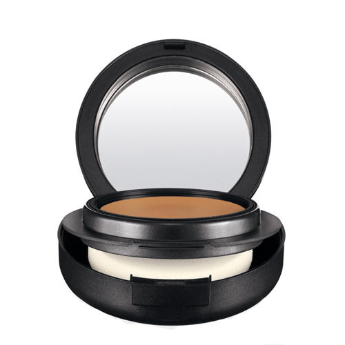 MAC Pro Longwear Compact Foundation NC45