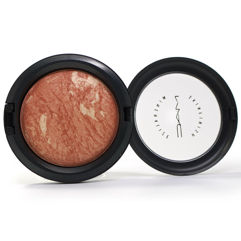 MAC Mineralize Skinfinish Warmed #0