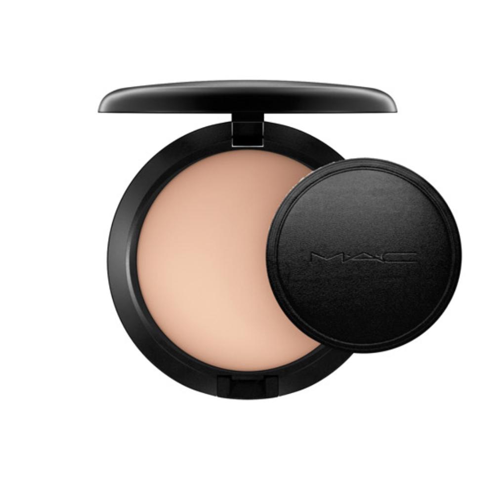 Studio Careblend Pressed Powder Medium Plus