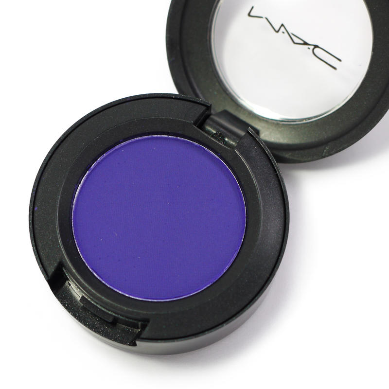 MAC Eyeshadow Violet Trance #1