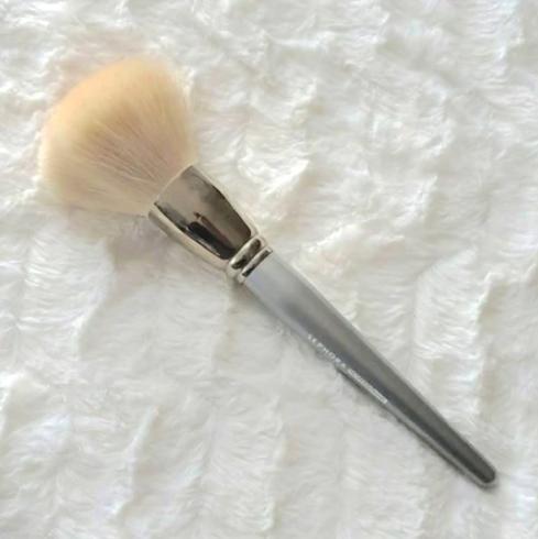 Sephora Professional Round Powder Face Brush 41