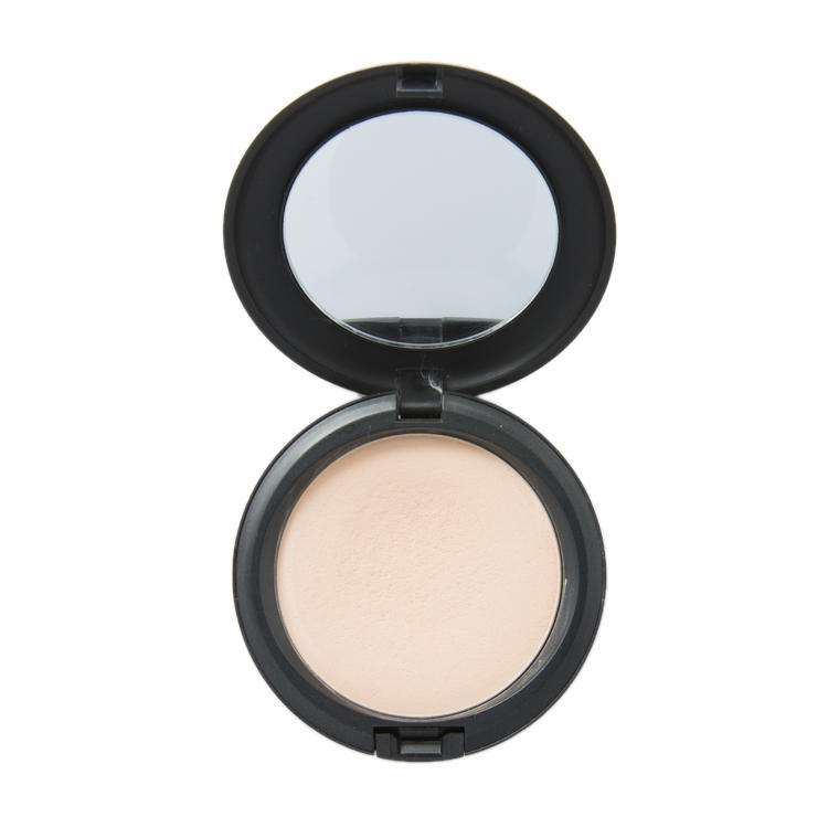 MAC Select Sheer Pressed Powder NC25