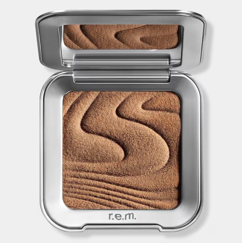 r.e.m. beauty Satin Matte Bronzer Out Of Office