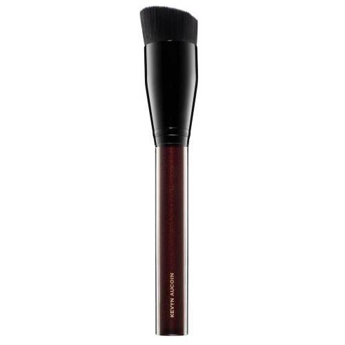 Kevyn Aucoin The Angled Foundation Brush