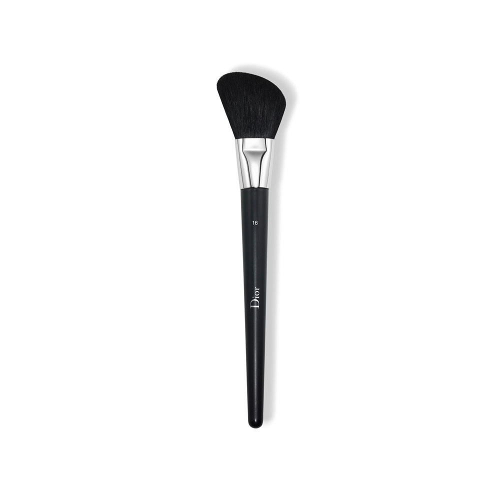 Dior Blush Brush No. 16