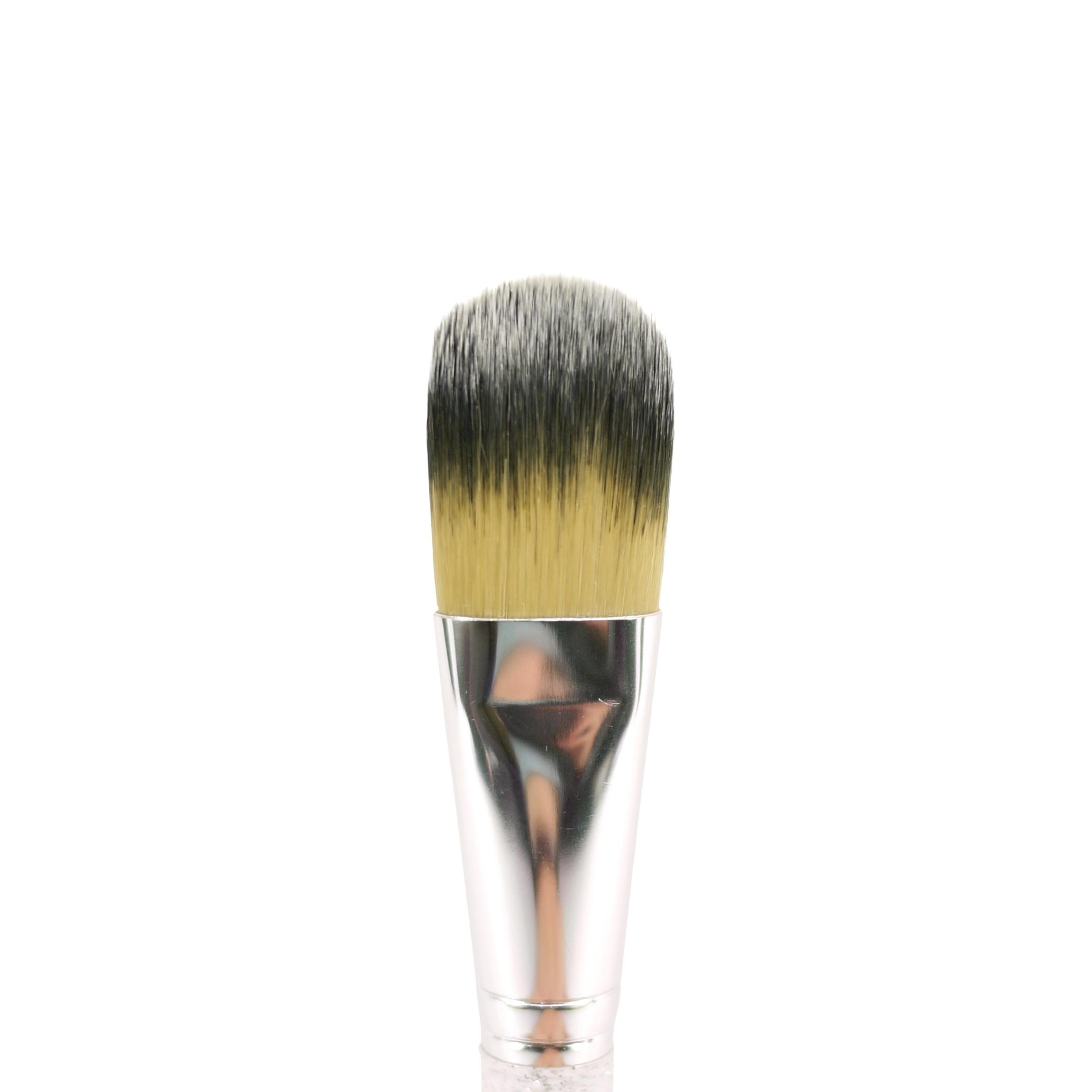 MAC Foundation Brush 190SE Clear Silver Glitter #1