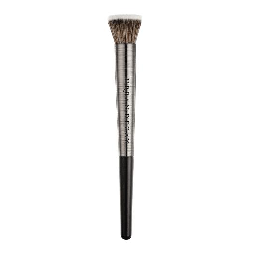 Urban Decay UD Pro Diffusing Highlighter Brush F106