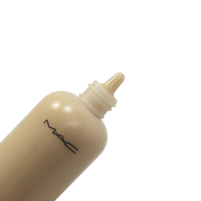 MAC Face and Body Foundation 120ml NC25 #1