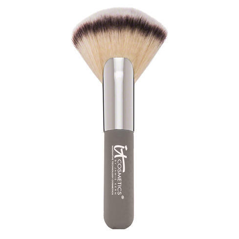 IT Cosmetics Heavenly Luxe Mega Fan Brush #1