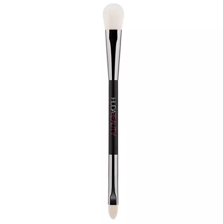 HUDA BEAUTY Conceal & Blend Face Brush