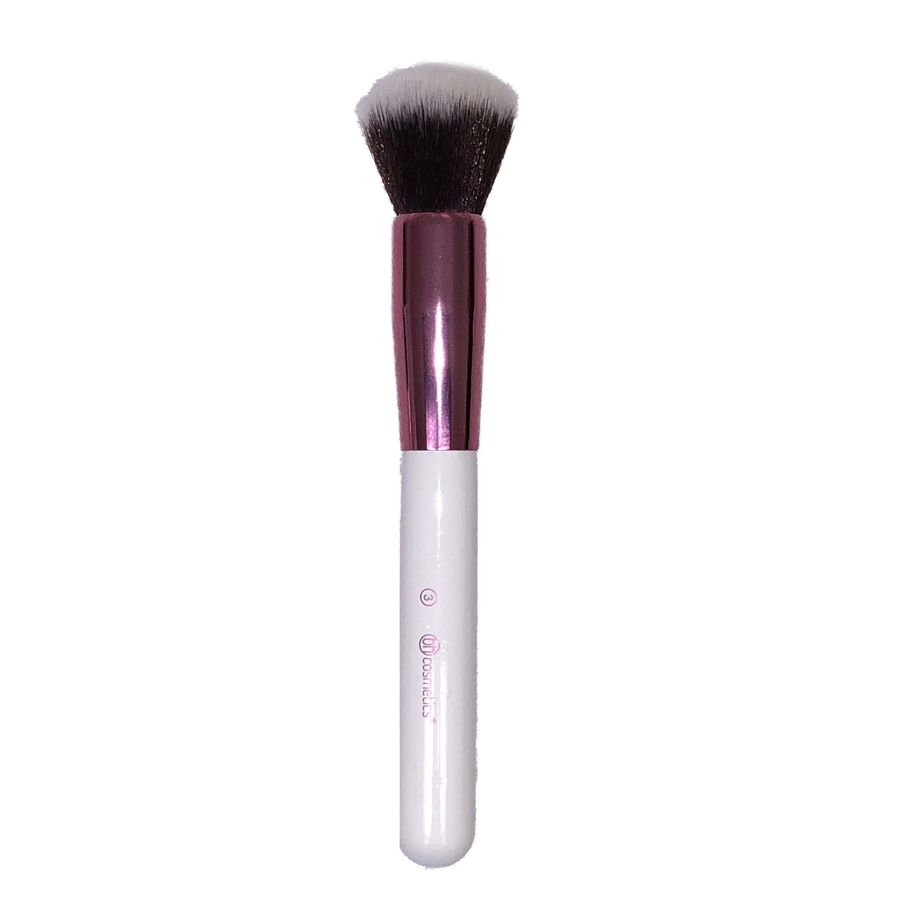 BH Cosmetics Rounded Full Face Brush White