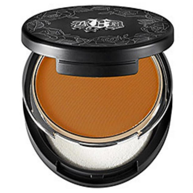 Kat Von D Lock It Powder Foundation Deep 66