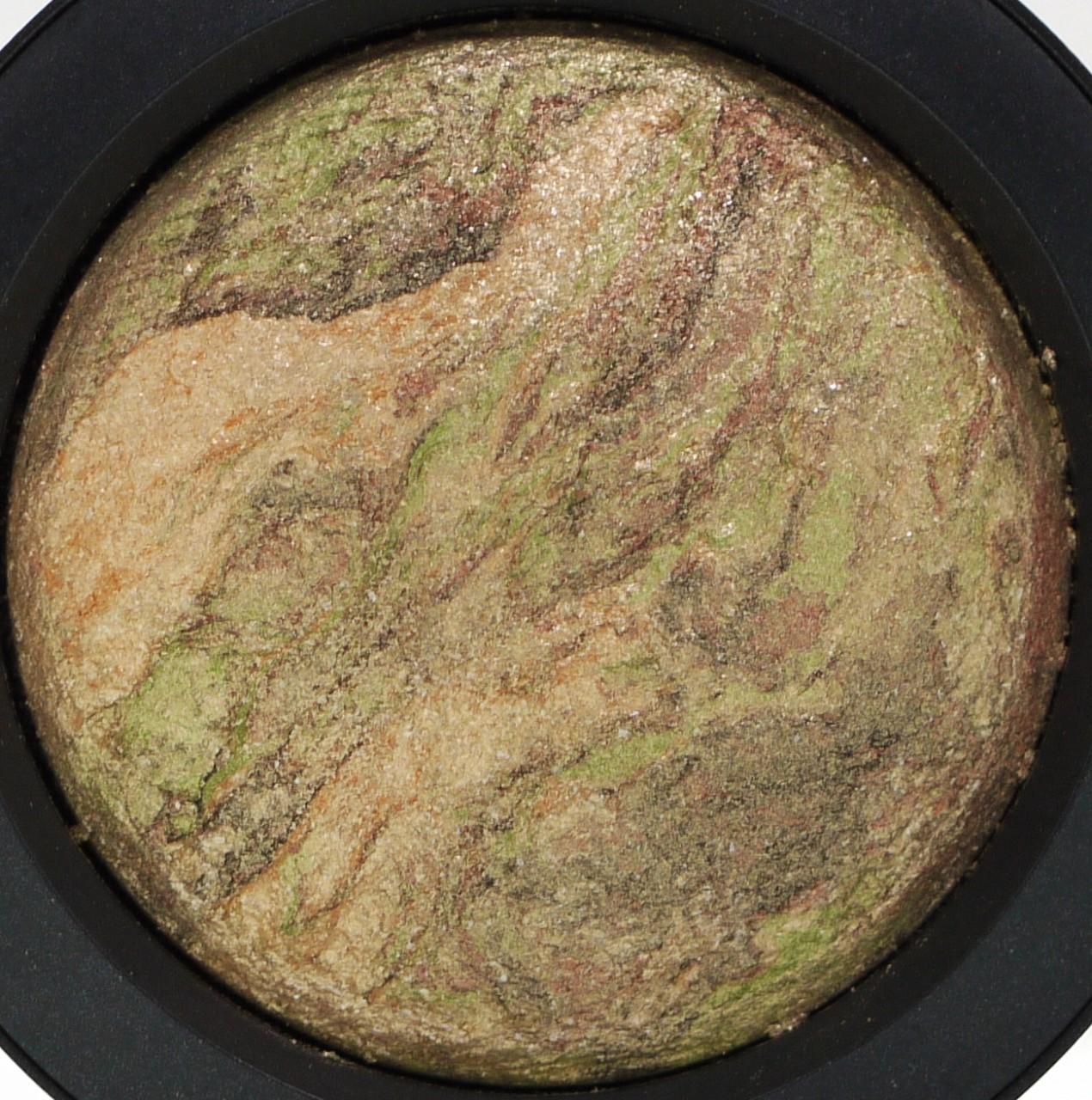 MAC Mineralize Eyeshadow Tectonic #2