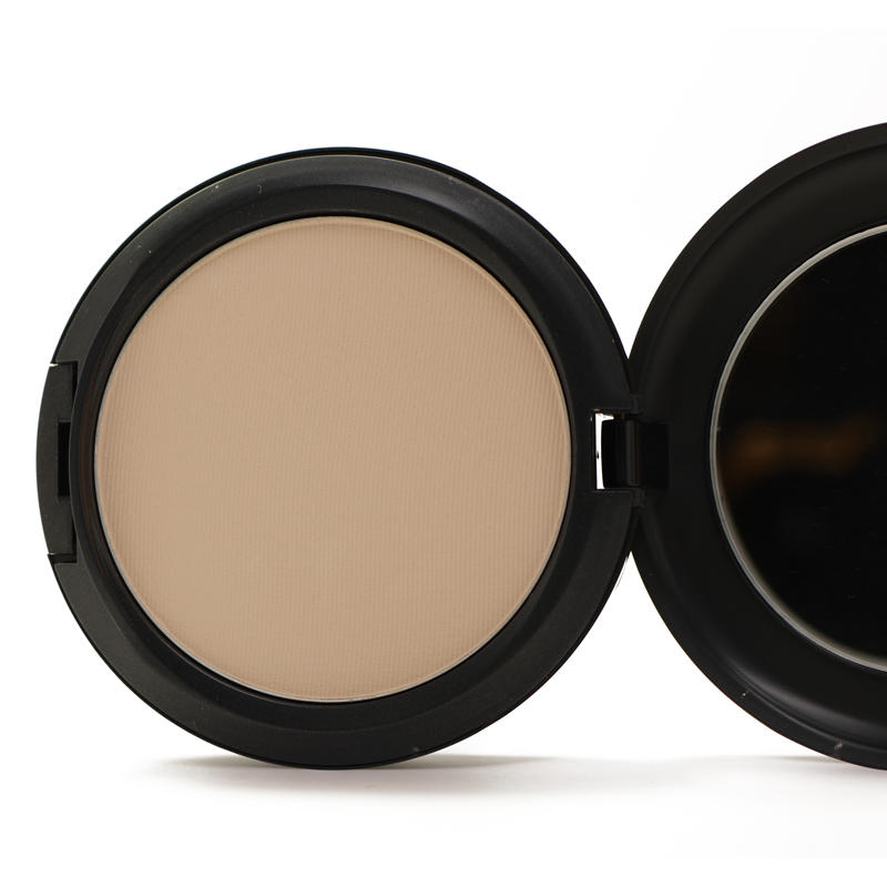 MAC Studio Fix Powder Plus Foundation N3 #1