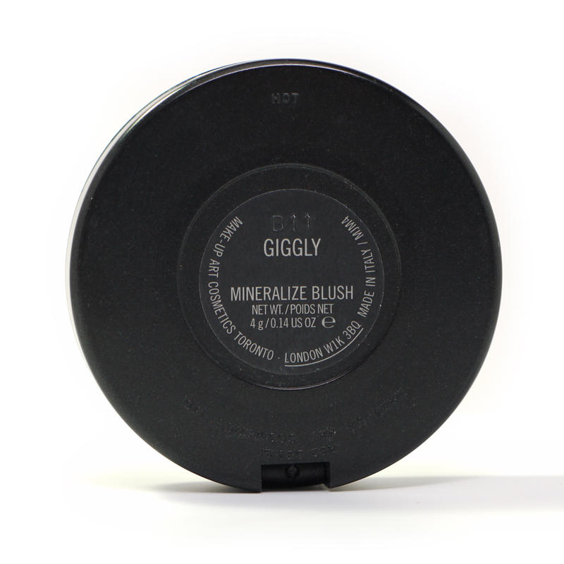 MAC Mineralize Blush Giggly #3