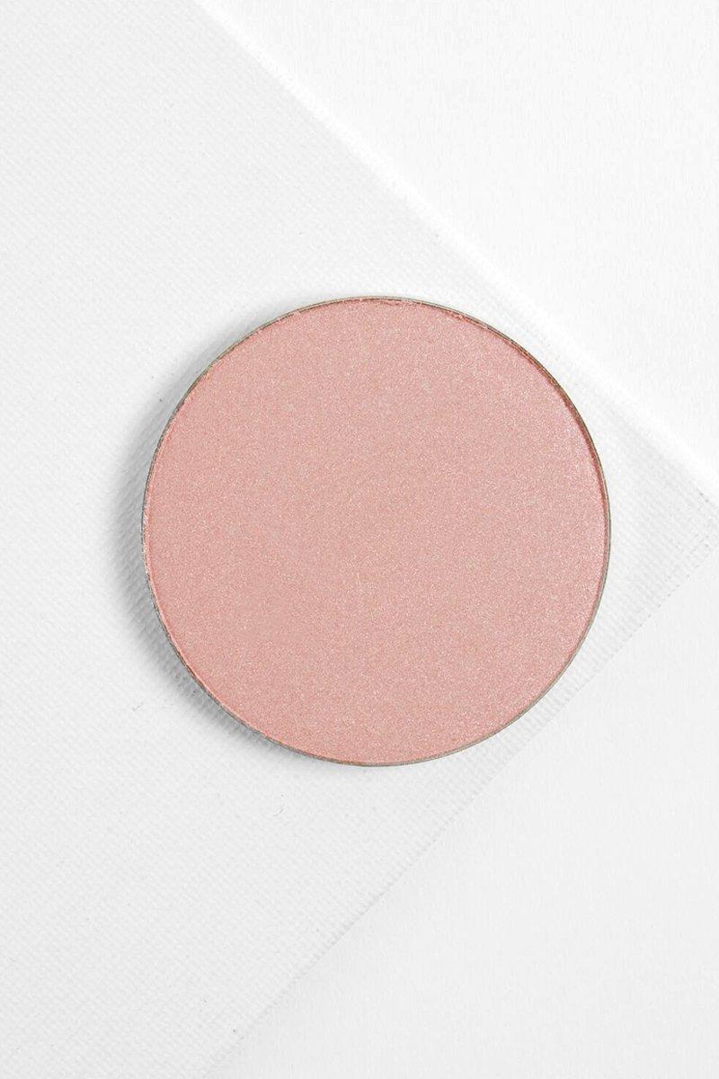 pressed powder highlighter