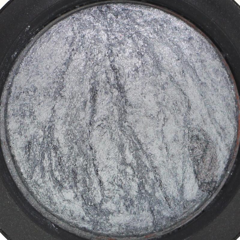MAC Mineralize Eyeshadow Frozen Blue #2