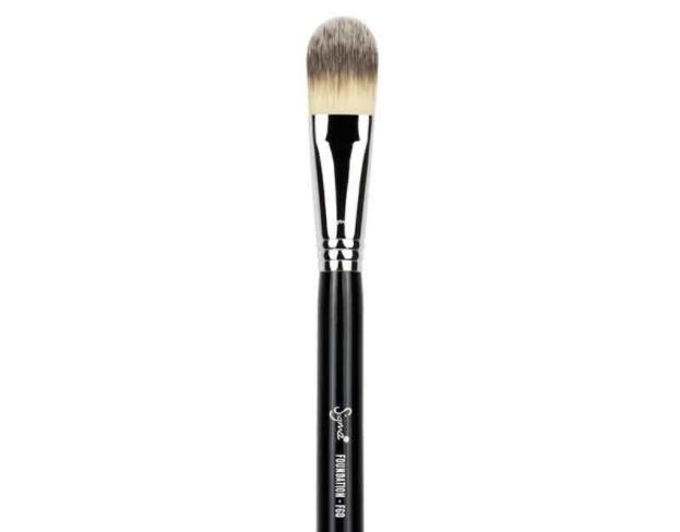 Sigma Foundation Brush F60