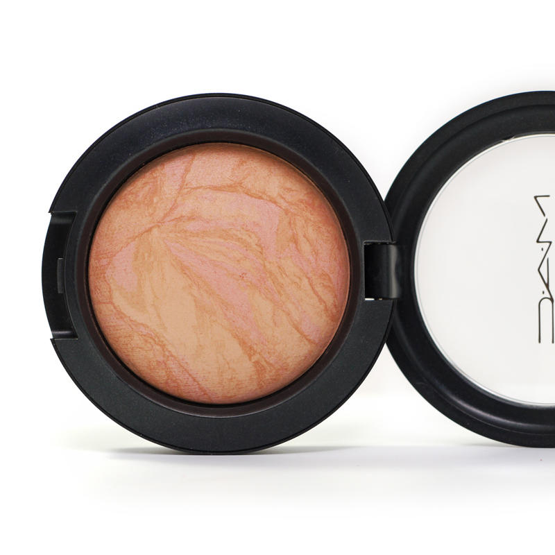 MAC Mineralize Blush Warmth of Coral #1