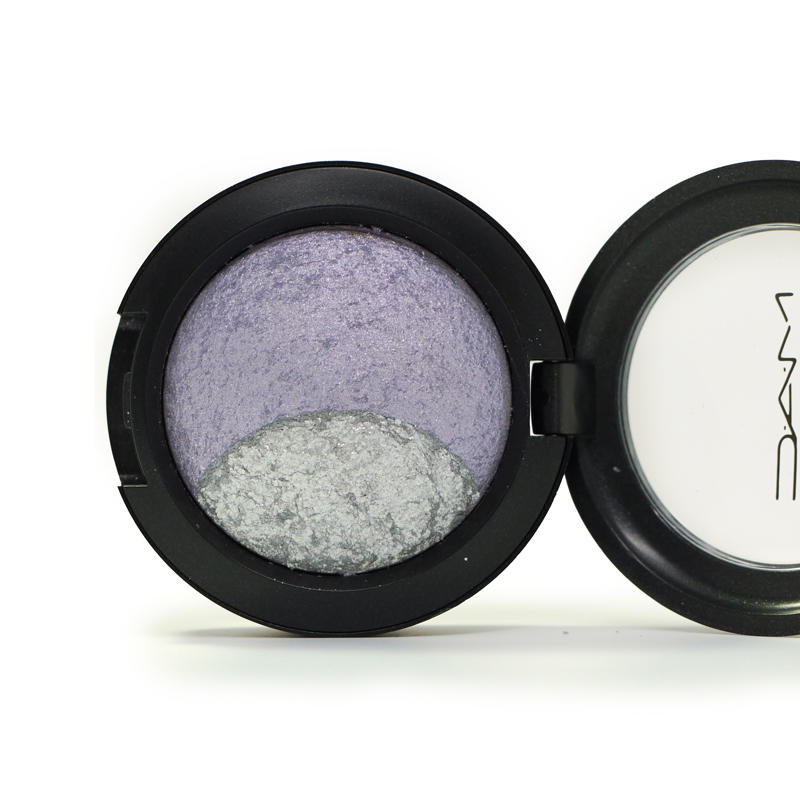 MAC Mineralize Eyeshadow Devil-May-Care #1