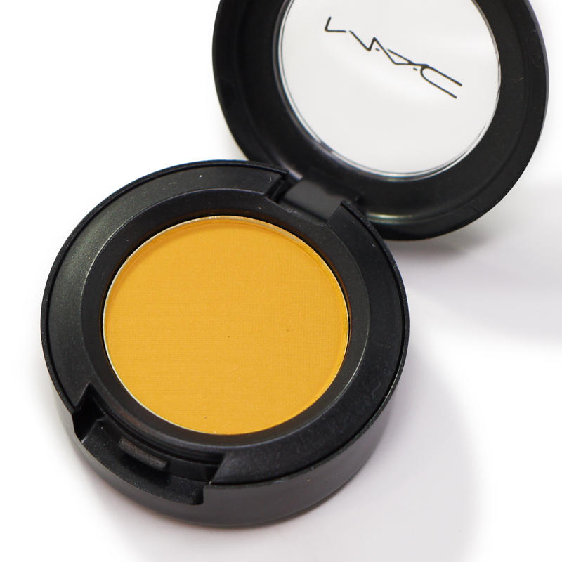 MAC Eyeshadow Goldenrod #1