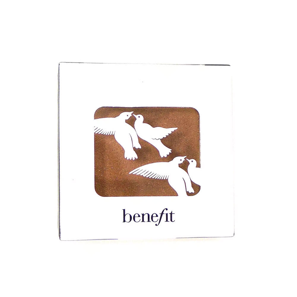 Benefit Velvet Eyeshadow Buckle Bunny