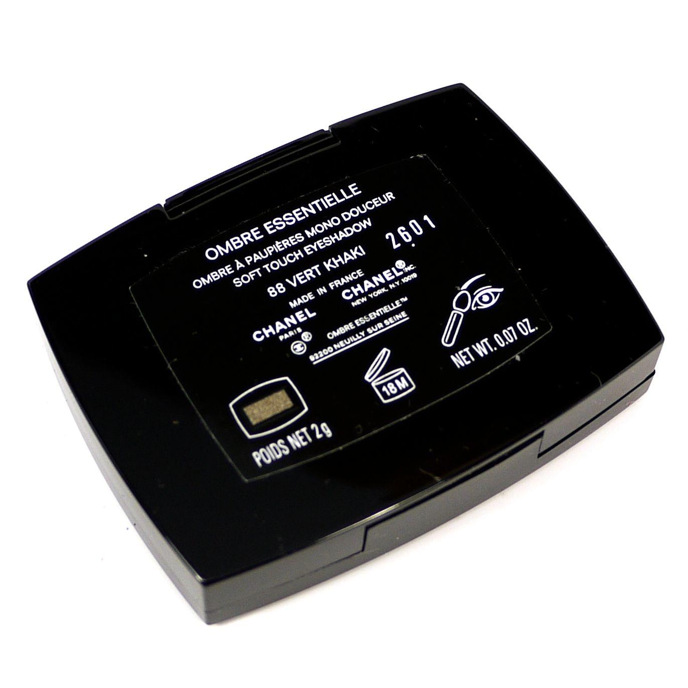 Chanel Eyeshadow Vert Khaki 88 #2