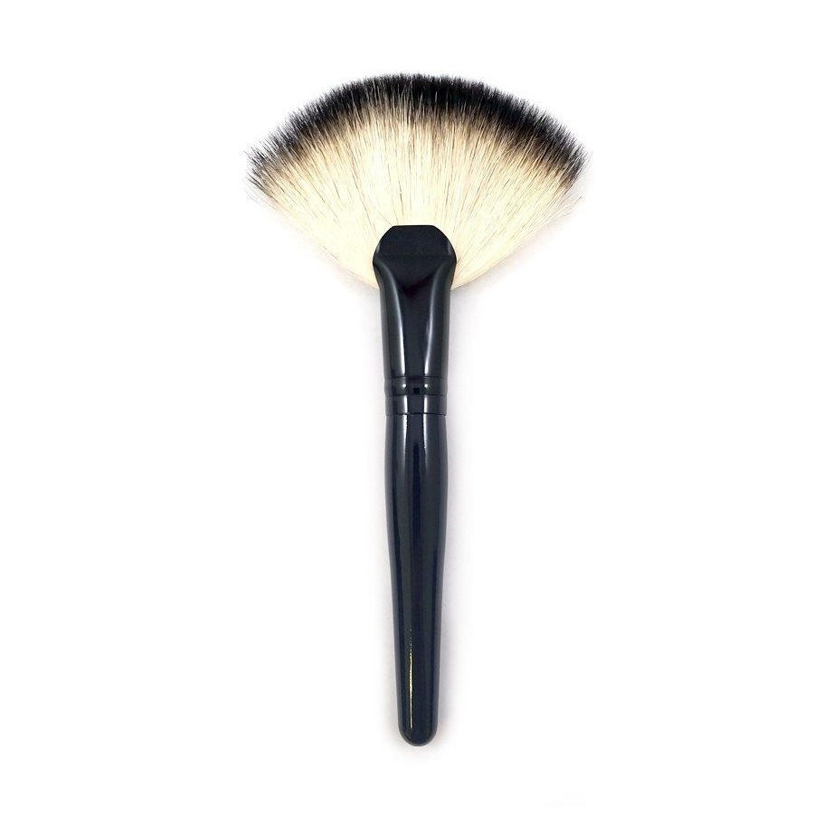 Morphe Badger Fan Brush B28