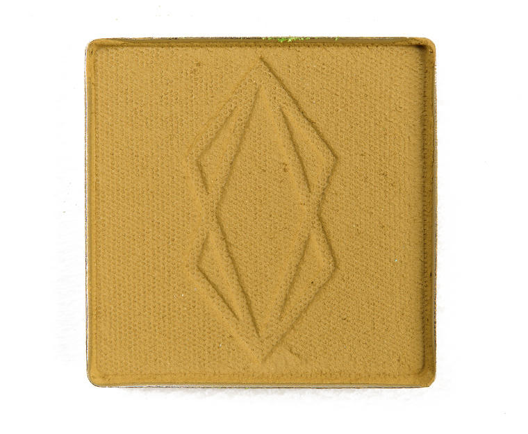 Lethal Cosmetics Eyeshadow Refill Recluse