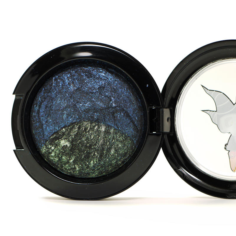 MAC Mineralize Eyeshadow She Who Dares Venomous Villains Collection #2