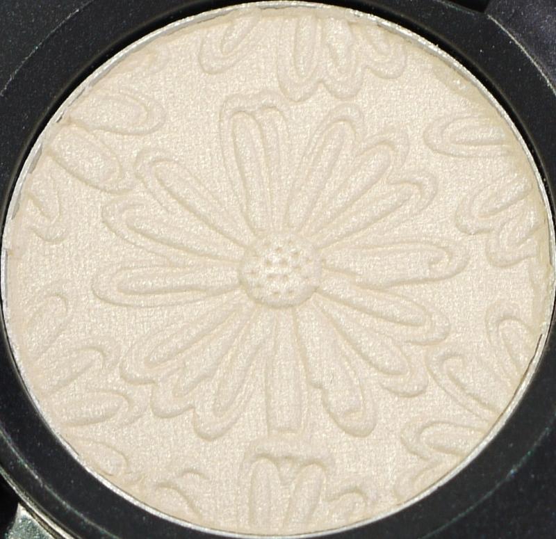 MAC Eyeshadow Fresh Daisy #2