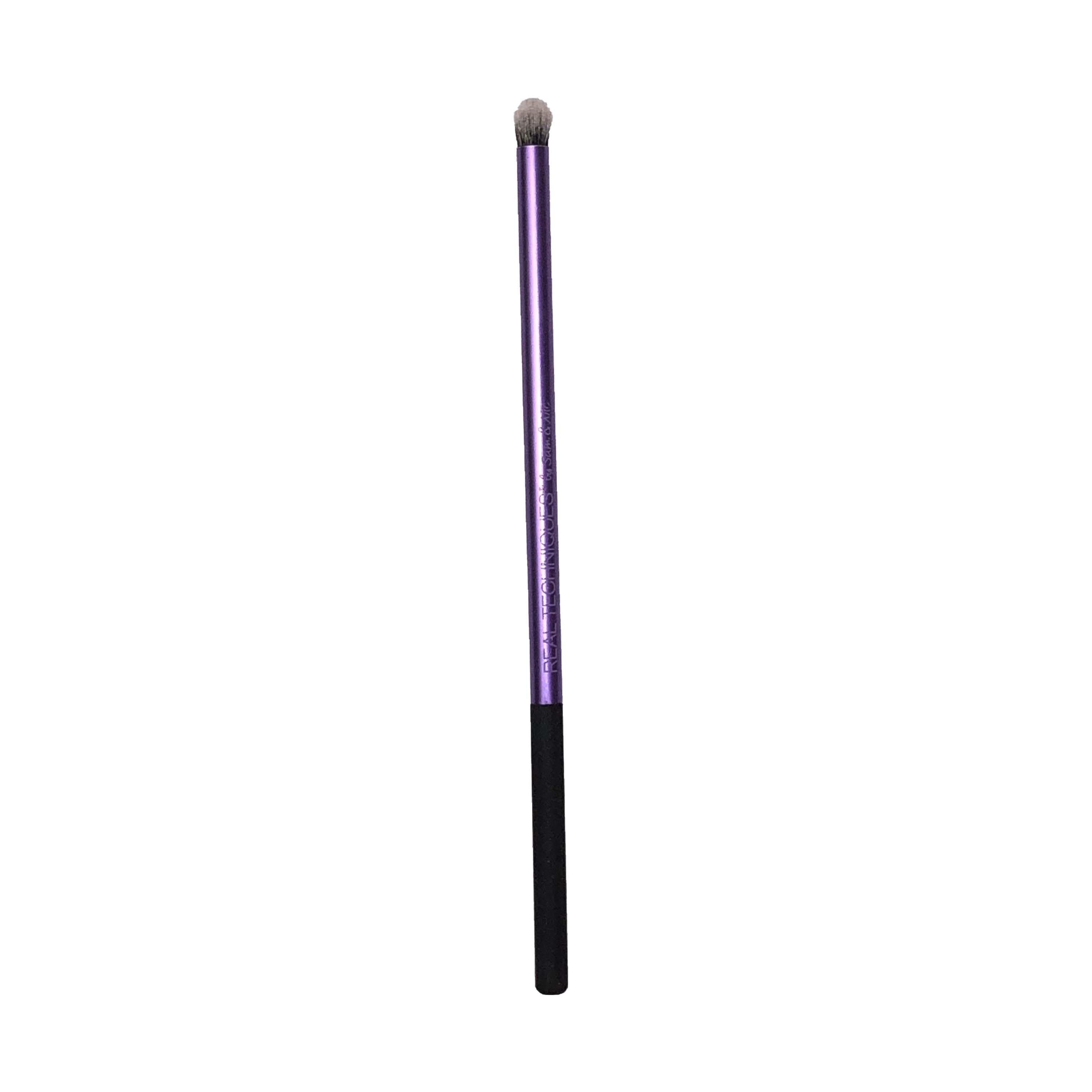 Real Techniques Small Fluffy Precision Eye Brush Purple