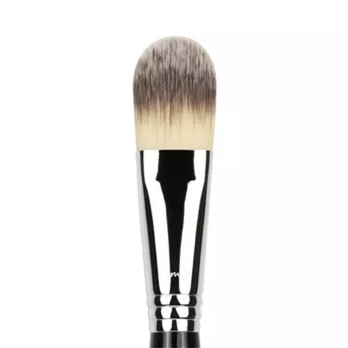 Sigma Foundation Brush SS190