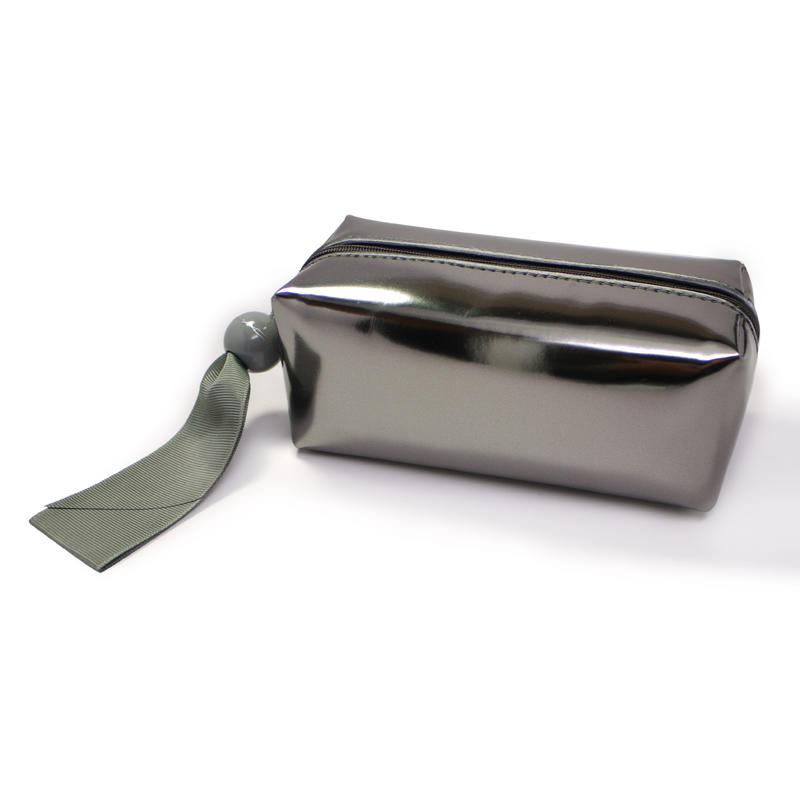 MAC - Makeup Kit - Love's Divine Lash Kit #0