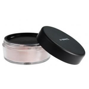 MAC  Mineralize Sheersheen Powder Silver Aura