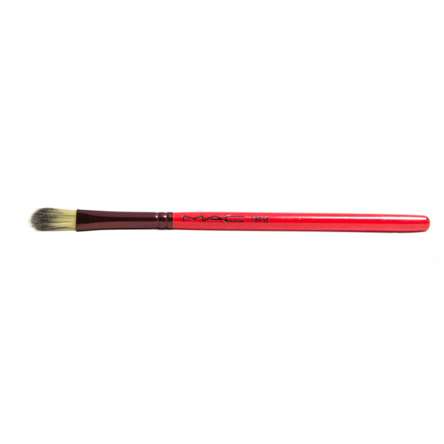 MAC Brush 194SE Red