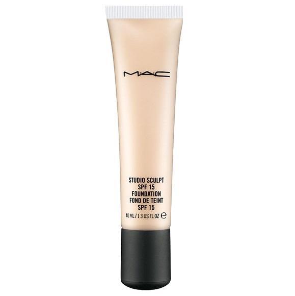 MAC Studio Sculpt Foundation NC20