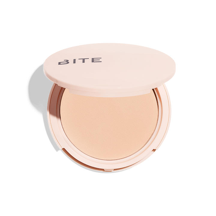 Bite Beauty Changemaker Flexible Coverage Pressed Powder Light 1