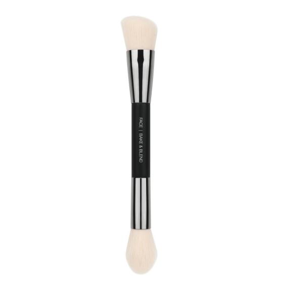 HUDA Beauty Bake & Blend Face Brush