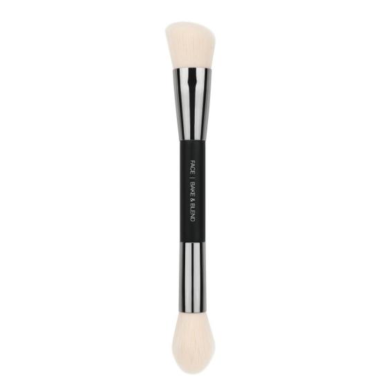 HUDA Beauty Bake & Blend Face Brush