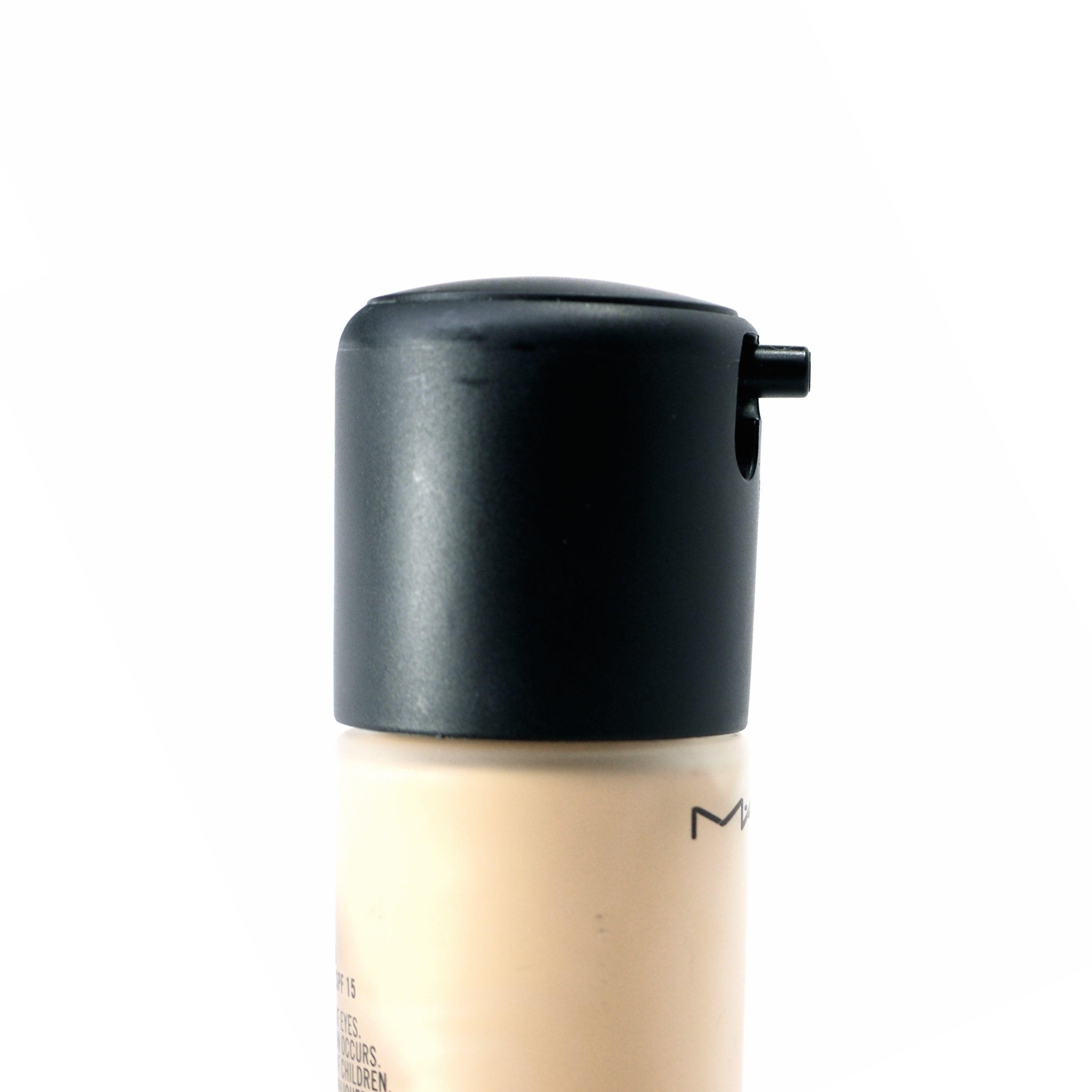 MAC Mineralize Satinfinish SPF15 Foundation NC25 #1