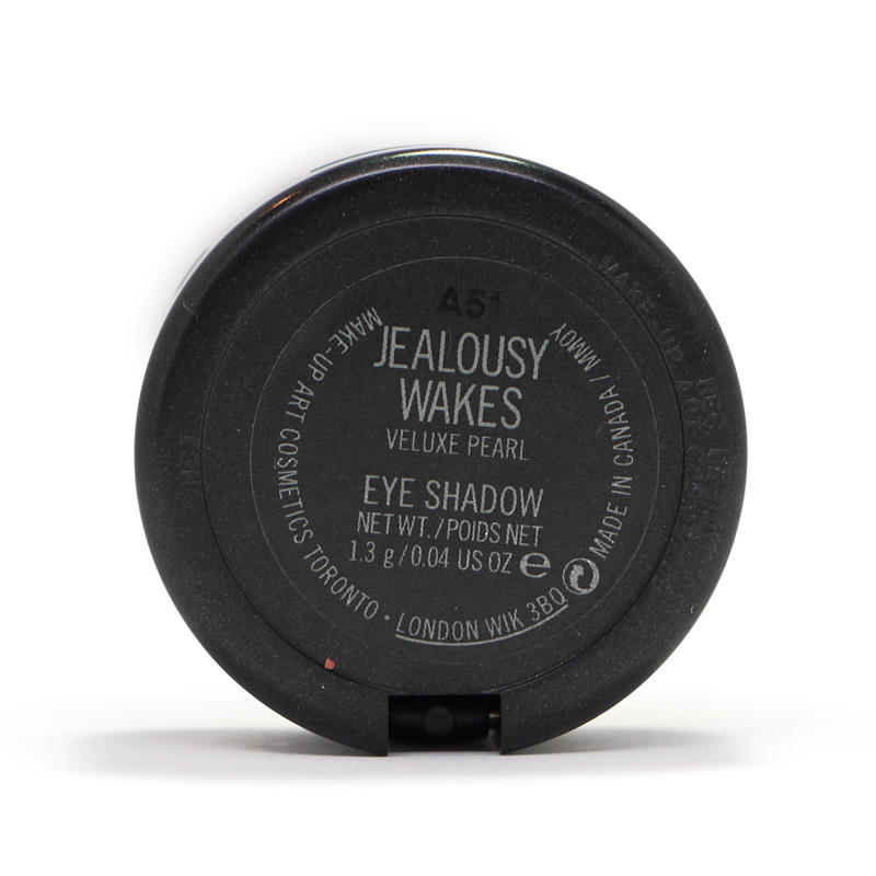 MAC Eyeshadow Jealousy Wakes #3