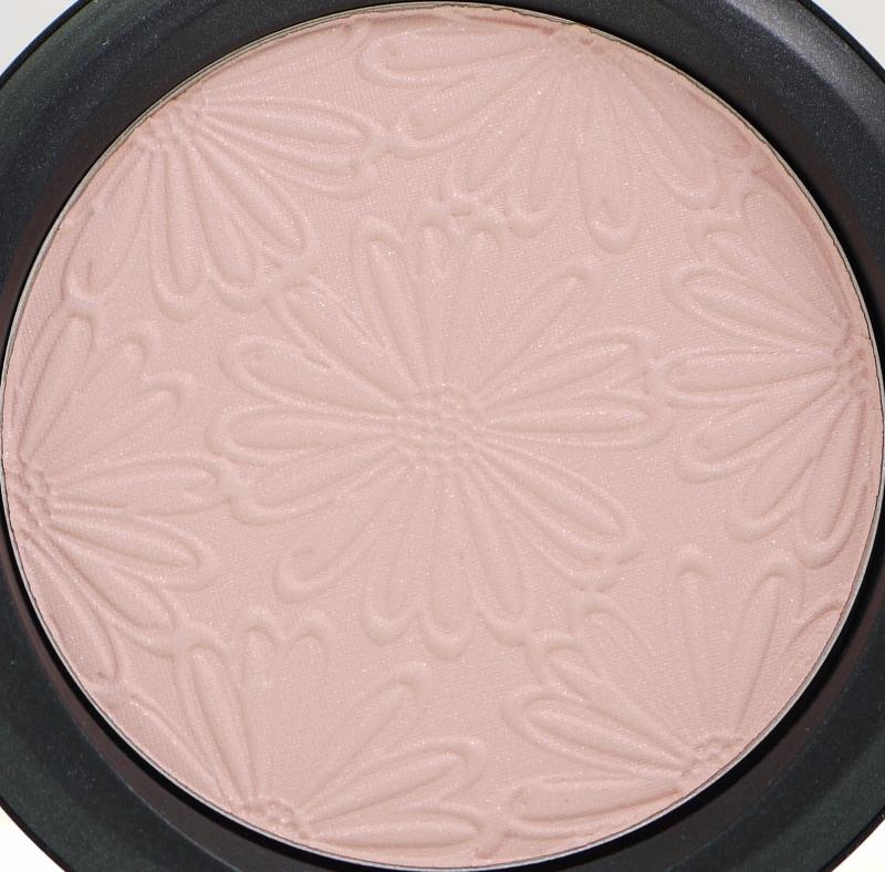 MAC Beauty Powder Light Sunshine #2