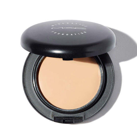 MAC Mineralize Foundation Compact NC15
