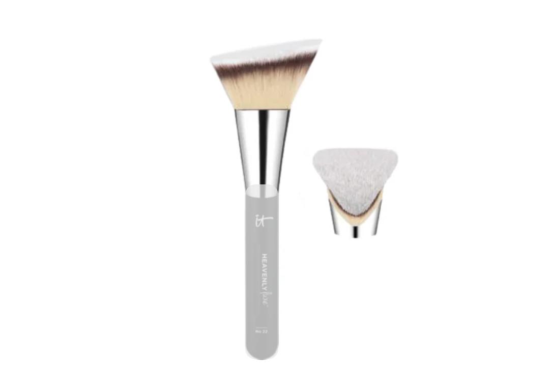 IT Cosmetics Heavenly Luxe Effortless Foundation Face Brush